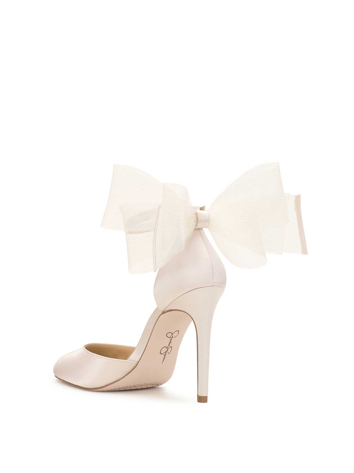 Jessica Simpson Sale | Phindies Pump in Off White