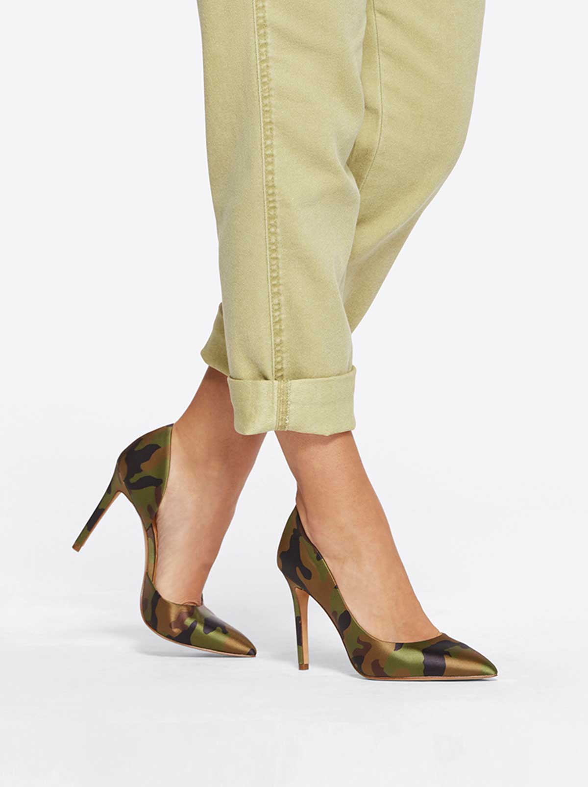 Jessica Simpson On Sale | Prizma D'Orsay Pump in Forest Camo