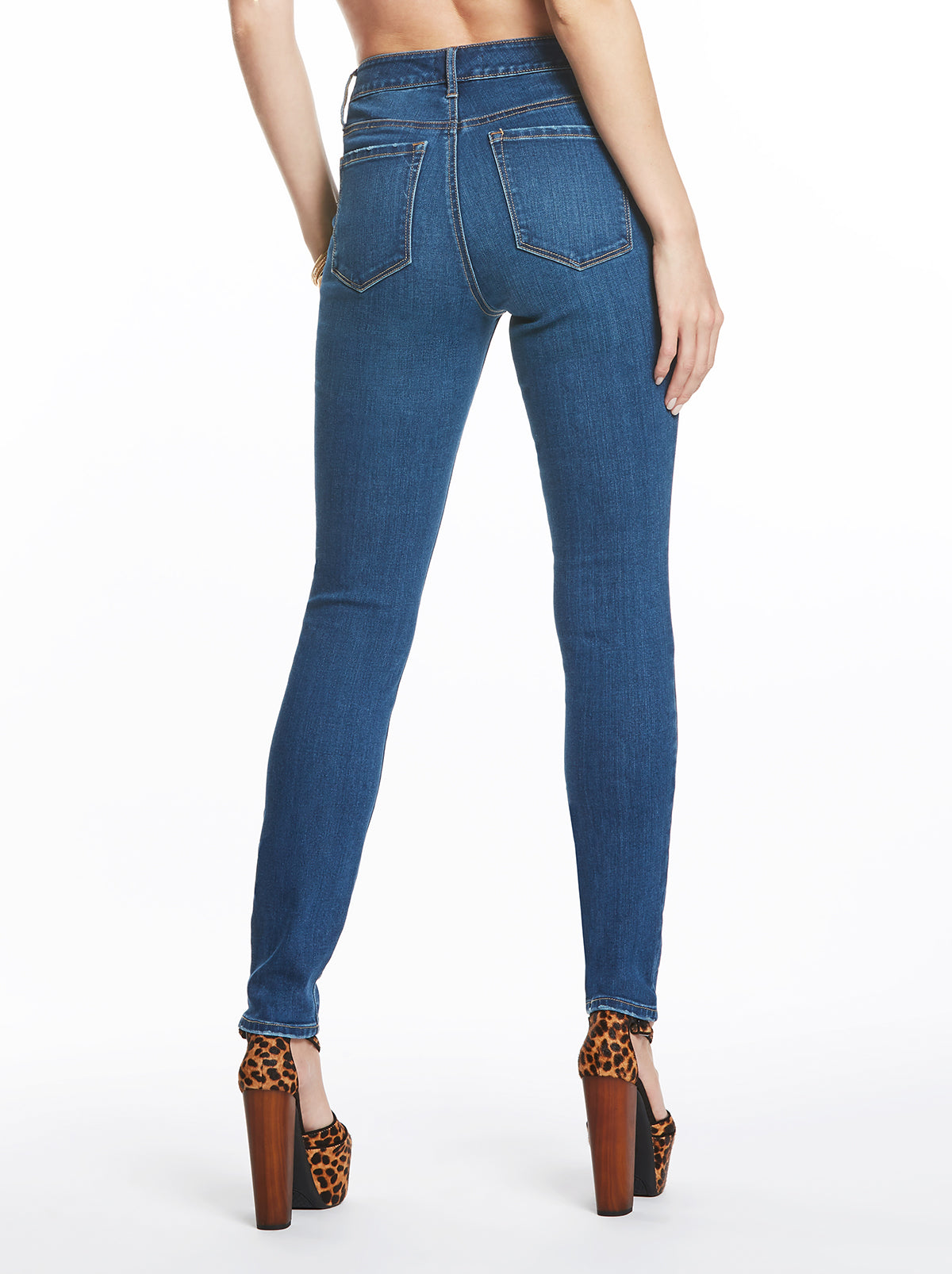 Jessica Simpson For Sale | Kiss Me Skinny Jeans in Sweet Charlotte