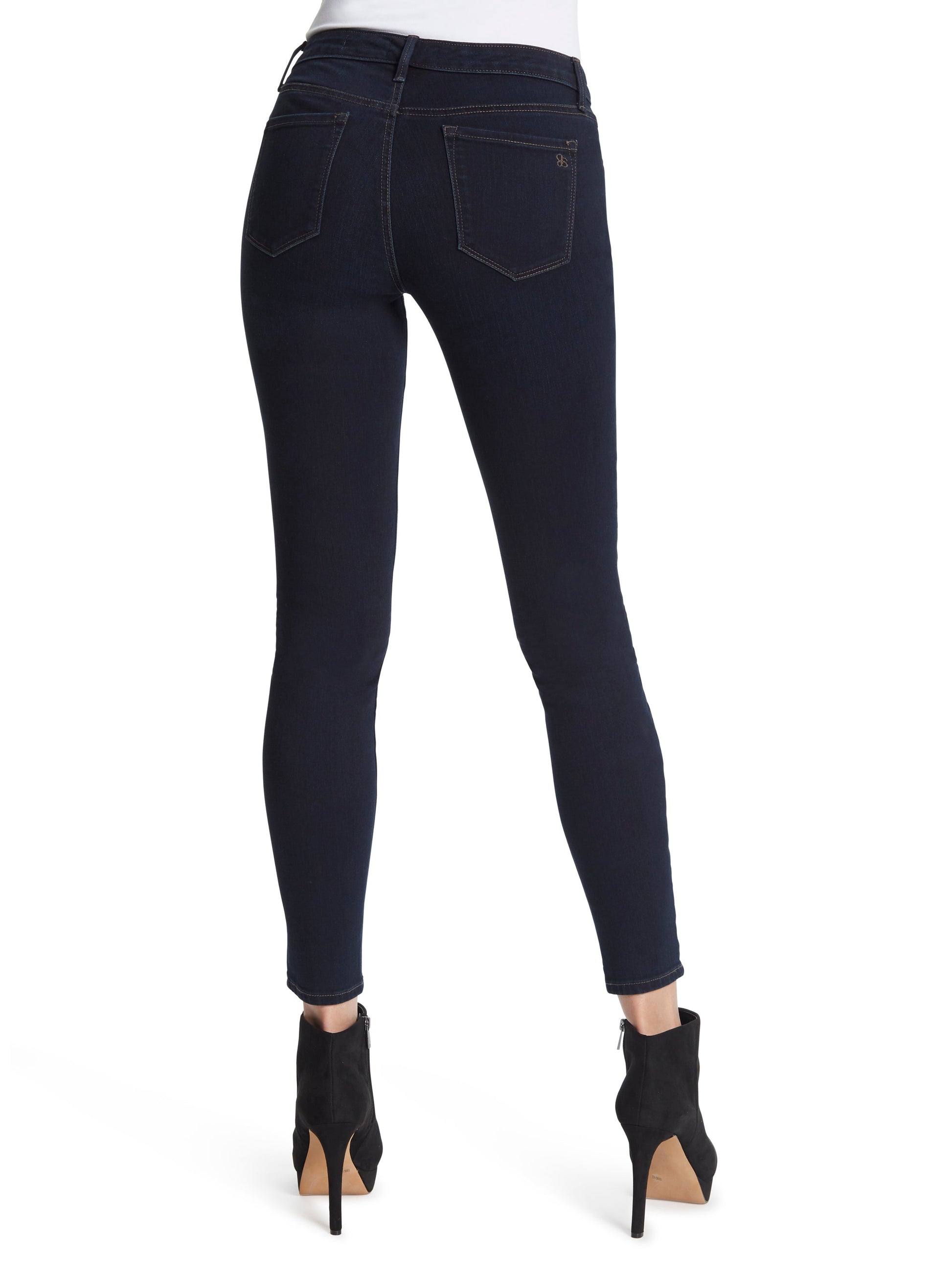 Jessica Simpson On Sale | Kiss Me Skinny Jeans in Night Visions
