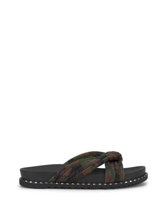 Jessica Simpson Sale | Cilleva Sandal in Forest Camo
