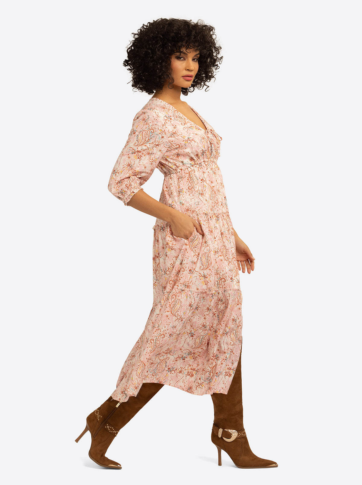 Jessica Simpson For Sale | JS Jessica Simpson Sosa Tiered Dress in Shell-Calia Paisley