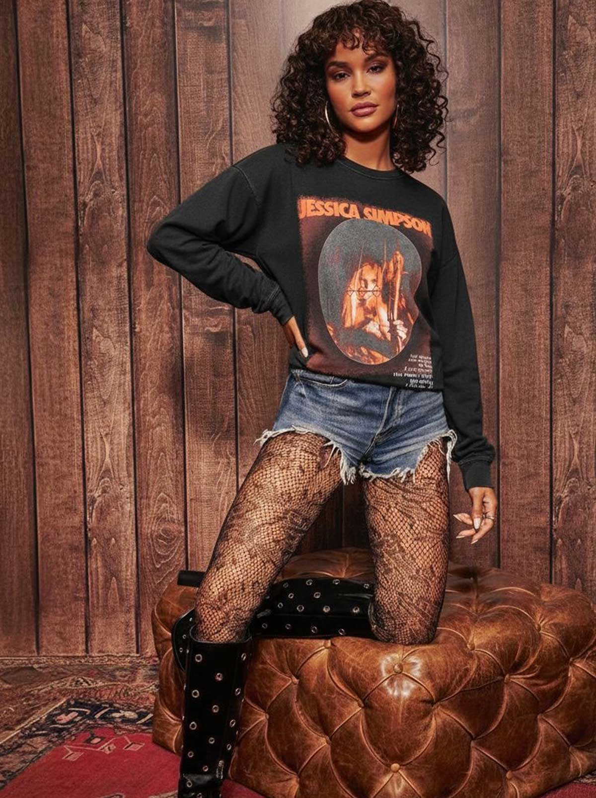 Jessica Simpson On Sale | Exclusive Nashville Canyon Tour Long Sleeve Tee