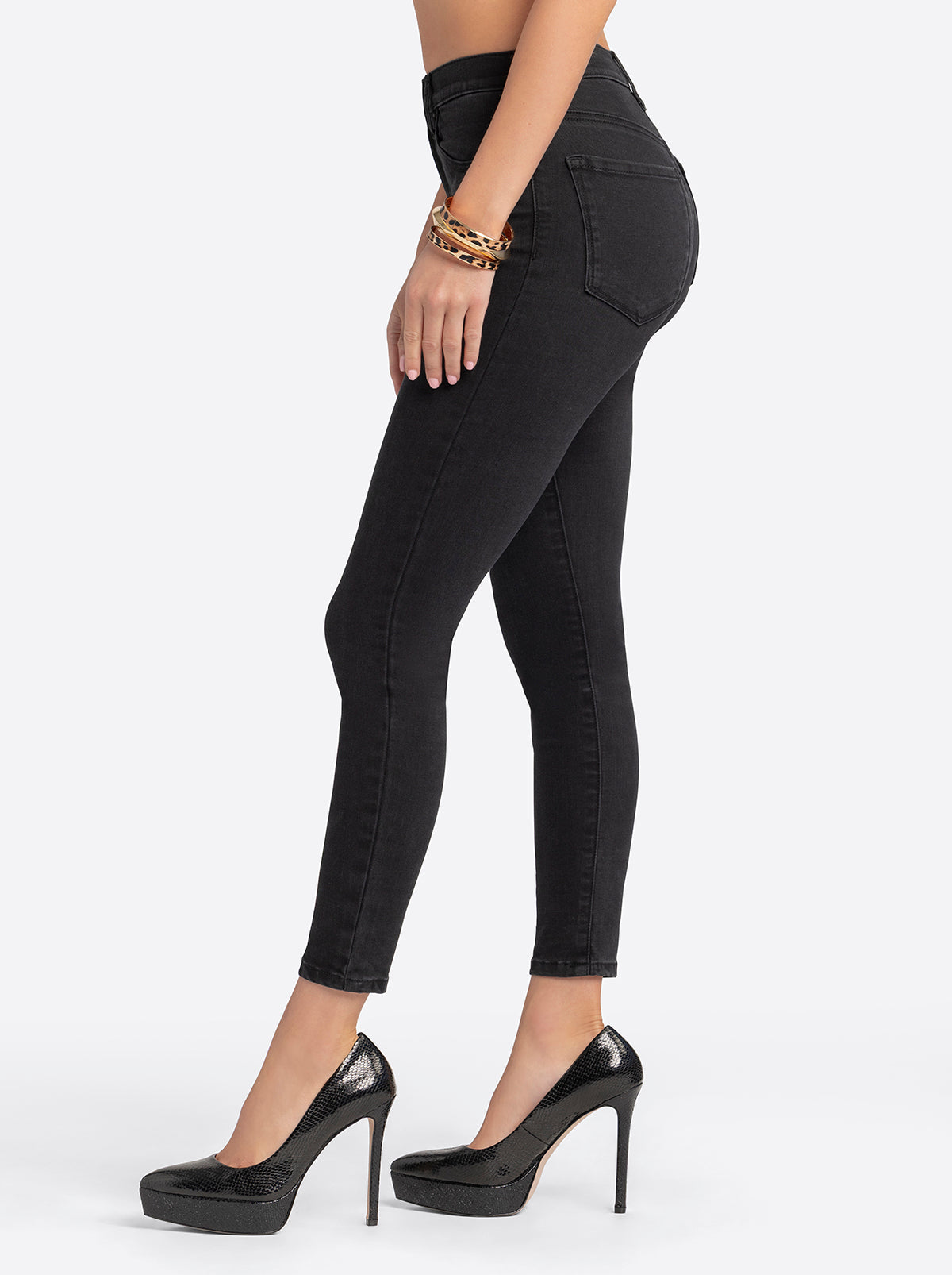 Jessica Simpson Online | Jessica Simpson 2.0 Debbie High Rise Skinny Jeans in Luminous