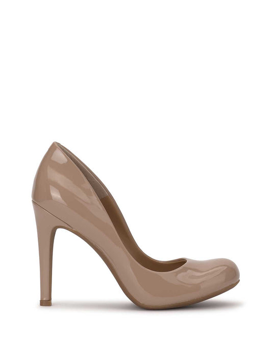 Jessica Simpson Online | Calie Pump in Patent Chai Latte
