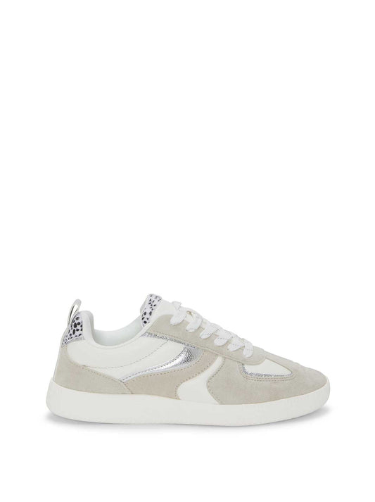 Jessica Simpson On Sale | Robyna Sneaker in Light Grey