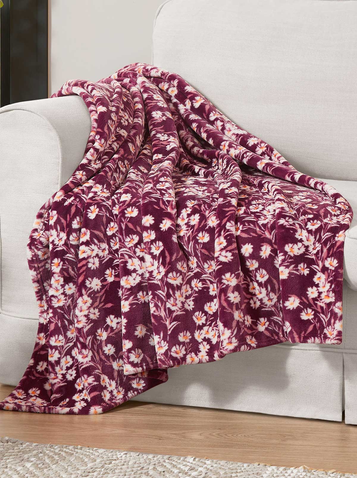 Jessica Simpson For Sale | Wildflower Park Plush Throw in Wine Red