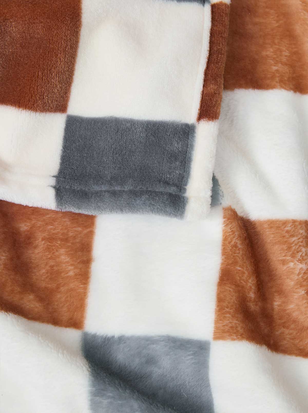 Jessica Simpson Sale | Emery Checkerboard Plush Throw in Rust & Grey