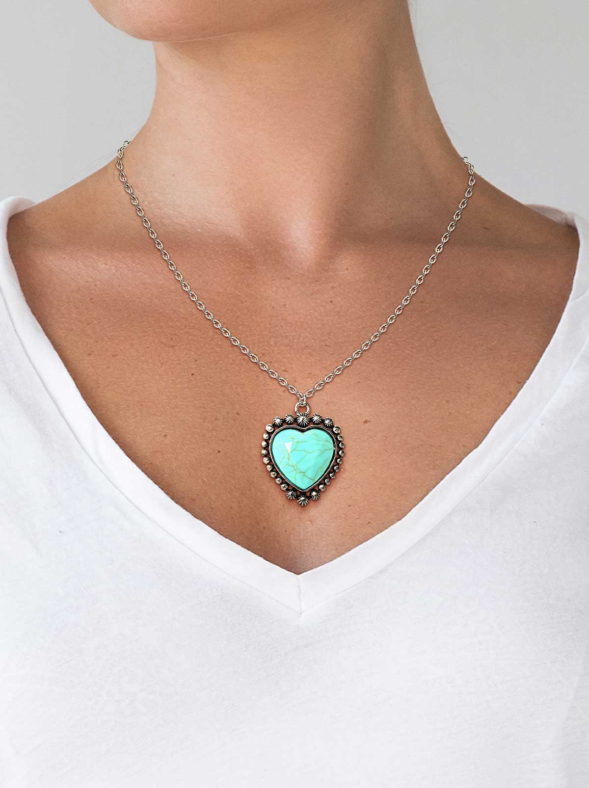 Jessica Simpson Discount | Turquoise Heart Necklace
