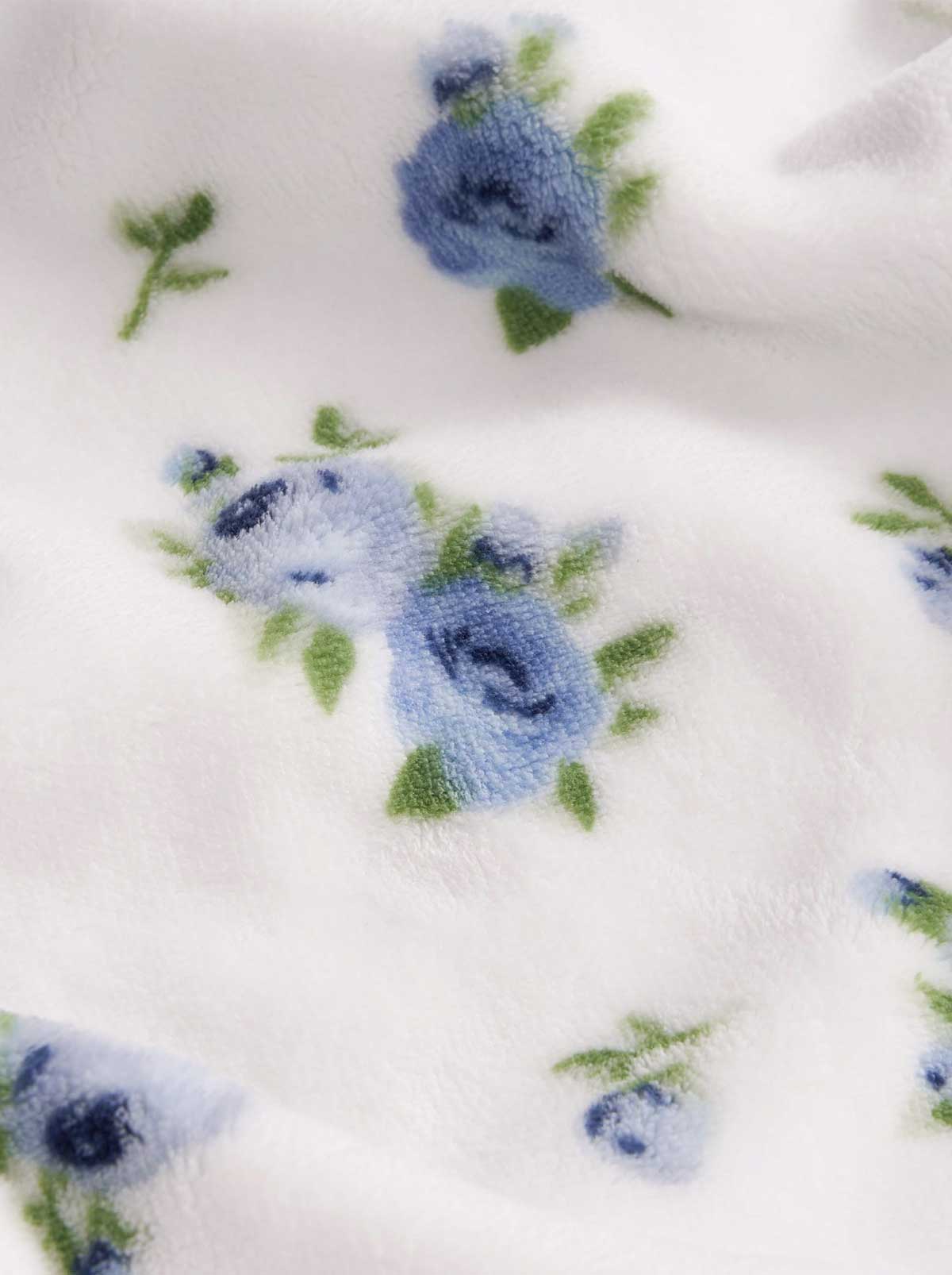 Jessica Simpson Outlet | Cottage Rose Blue Plush Throw Blanket