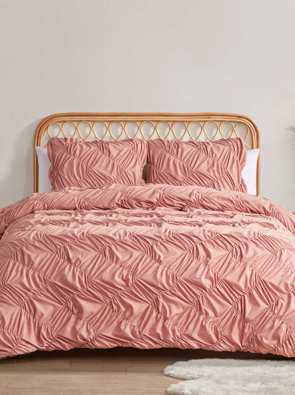 Jessica Simpson Online | Emmy Textured Comforter Set in Antique Rose