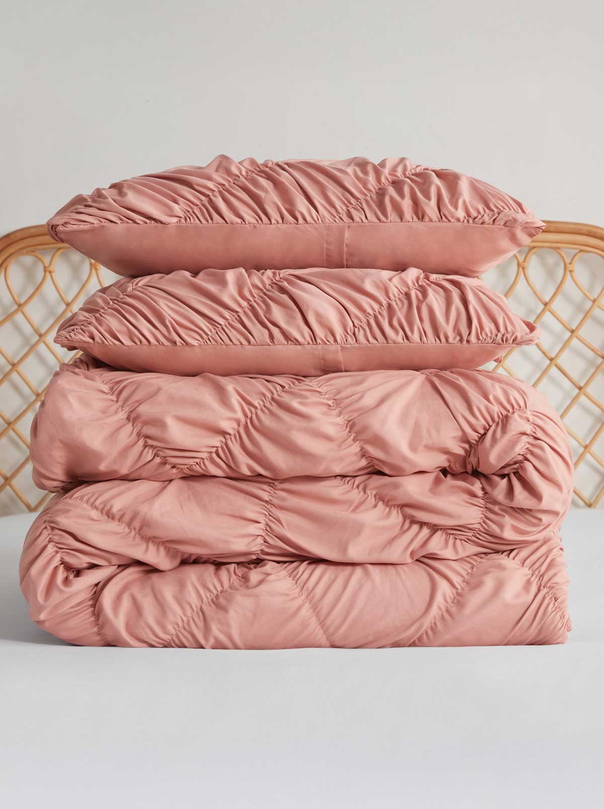 Jessica Simpson Online | Emmy Textured Comforter Set in Antique Rose